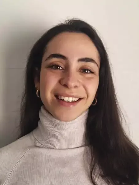 María Larru